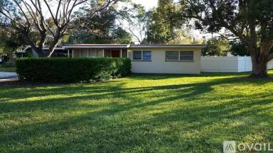 Main picture of 2951 Parkland Dr