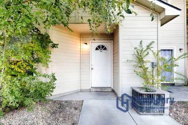 Main picture of 1450 W Bonneville Cir