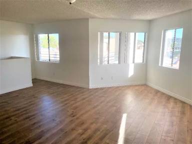 Main picture of 503 S Adams St