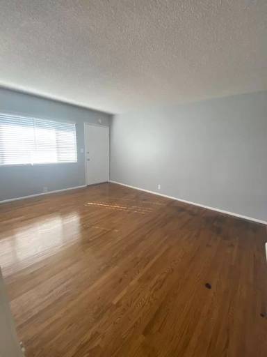 Main picture of 651 Winslow Ave