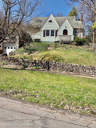 Main picture of 114 Janet Dr