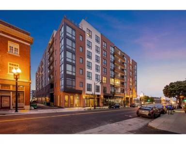 Main picture of 200 Linden Ave
