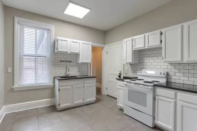 Main picture of 1636 N 3rd St