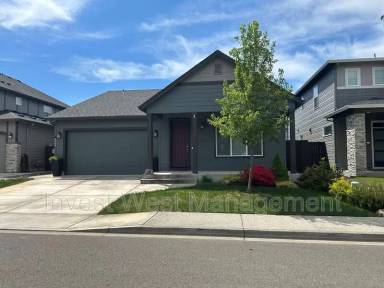 Main picture of 9508 NE 166th Ave