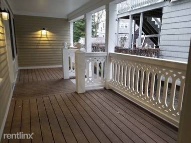 Main picture of 21 Cherry St