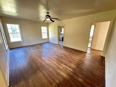 Main picture of 1604 Filhiol Ave