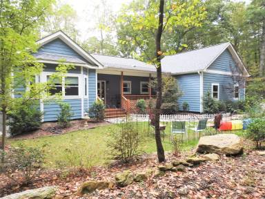 Main picture of 4260 Bobs Creek Rd