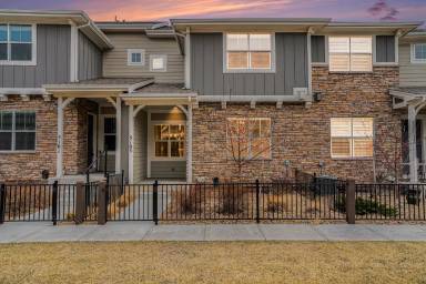Main picture of 5105 Autumn Leaf Dr