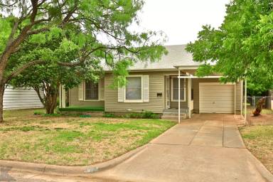 Main picture of 1974 Marshall St