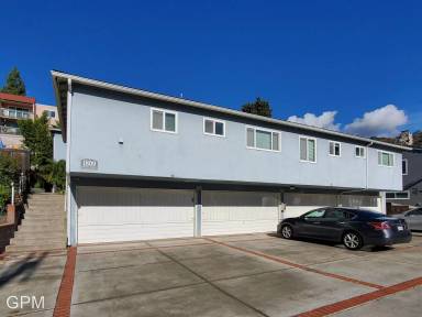 Main picture of 1809 Oakwood Ave