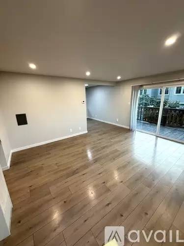 Main picture of 900 Toyon Dr