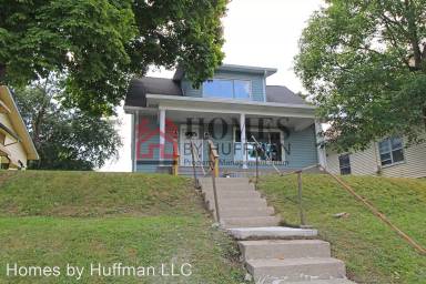 Main picture of 2842 Pennsylvania St
