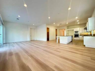 Main picture of 803 E Manresa Dr