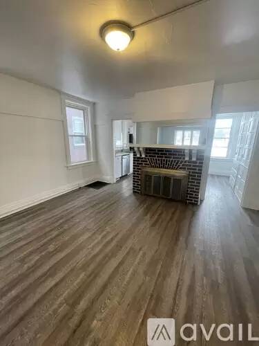 Main picture of 134 S Spring Ave