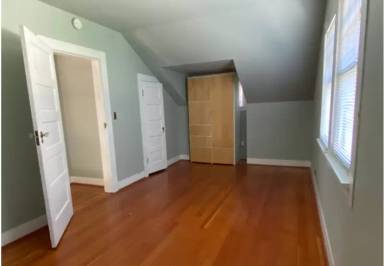 Main picture of 6031 Lake Washington Blvd SE