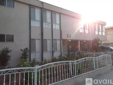 Main picture of 814 Victor Ave