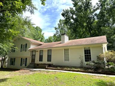 Main picture of 15 Salwey Ct