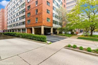 Main picture of 1516 Hinman Ave