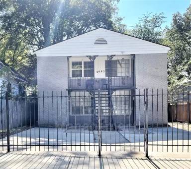 Main picture of 2093 Jefferson Ave