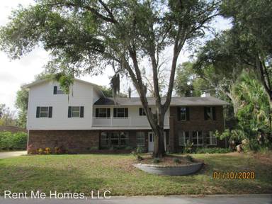 Main picture of 300 River Bluff Dr