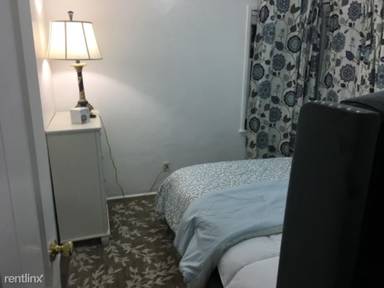 Main picture of 5418 Gifford Ave