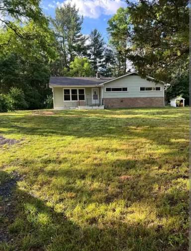 Main picture of 785 Monmouth Rd
