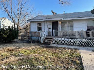 Main picture of 3431 E 45th St