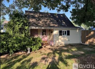 Main picture of 88 Oxford Ave