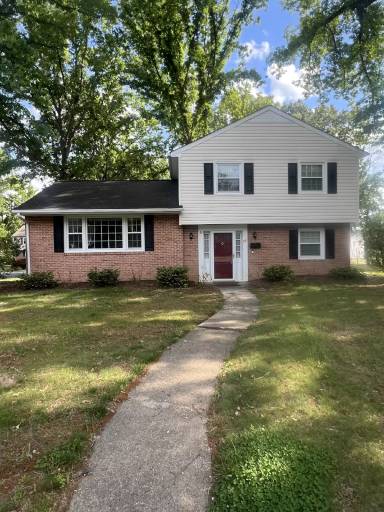 Main picture of 521 Laurel Ave