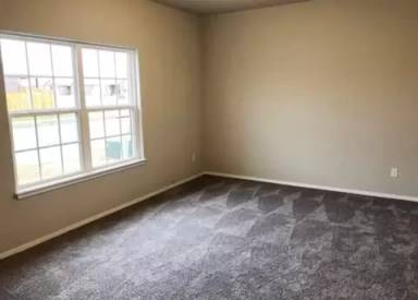 Main picture of 5060 W Colfax Loop
