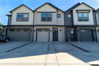 Main picture of 5807 NE 56th Pl