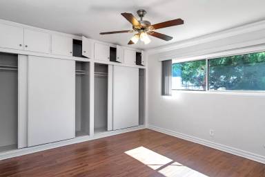 Main picture of 425 N 1st St