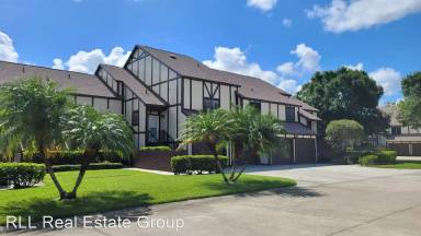 Main picture of 695 Greenwood Manor Cir