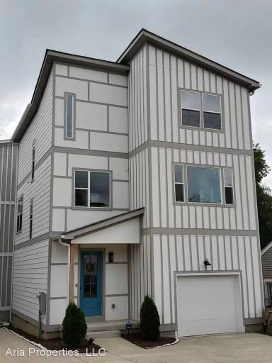 Main picture of 1616 Porter Ave