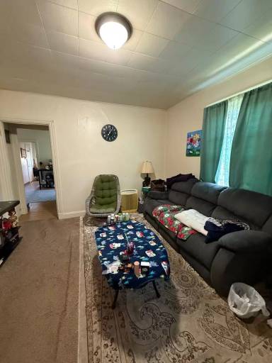 Main picture of 3443 Montour St
