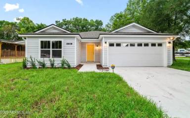 Main picture of 5986 Patterson Ave