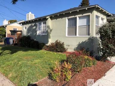 Main picture of 311 Suffolk Dr