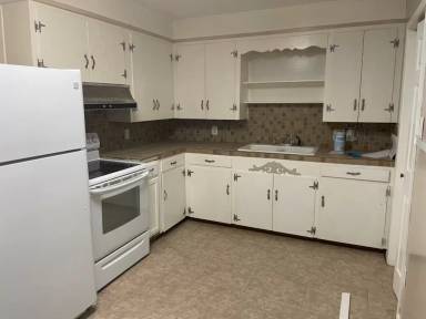 Main picture of 4600 Sheryl St