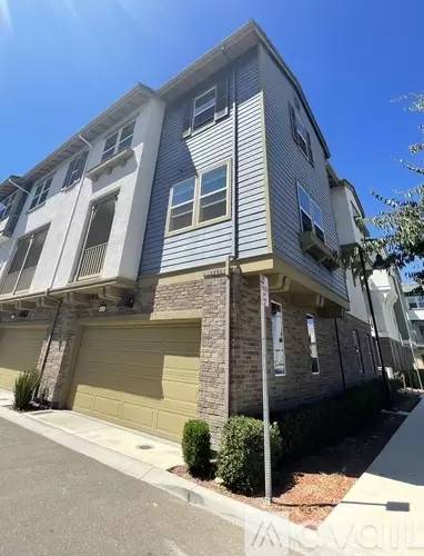 Main picture of 4069 Kinsale St