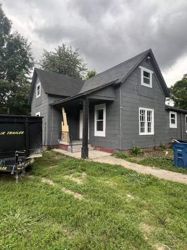 Main picture of 135 Simonton St
