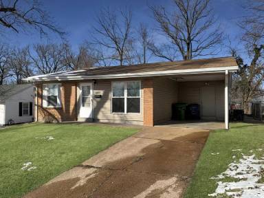 Main picture of 10663 Farview Ave