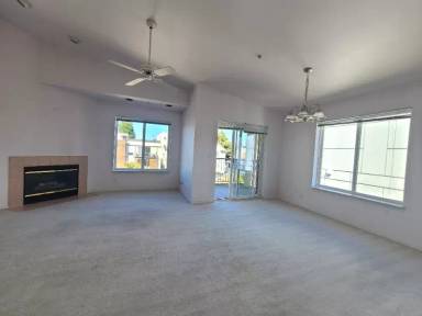 Main picture of 1733 NW 59th St