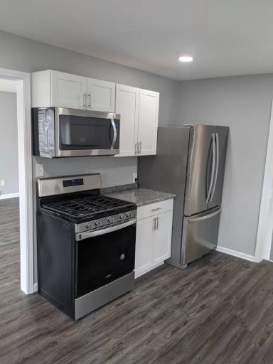 Main picture of 2217 Thomas St