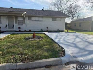 Main picture of 325 Allenwood Dr