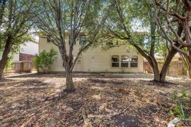 Main picture of 4229 Kingsburg Dr