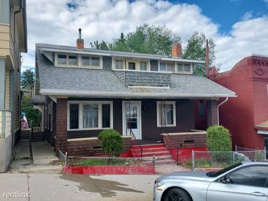 Main picture of 1131 W Park St