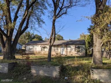 Main picture of 1626 E 43rd St S