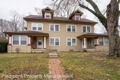 Main picture of 725 Woodruff Place Middle Dr