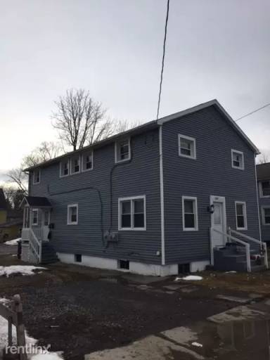 Main picture of 103 Orchard St