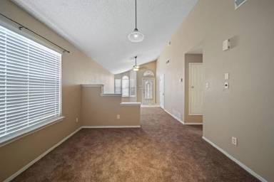 Main picture of 12417 Bob Heasley Dr